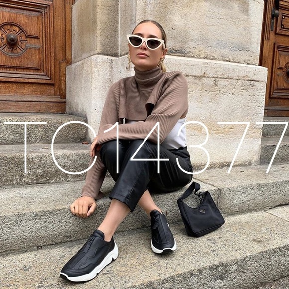 GORGEOUS ZARA NWT Arm Warmer Sweater - Picture 5 of 16